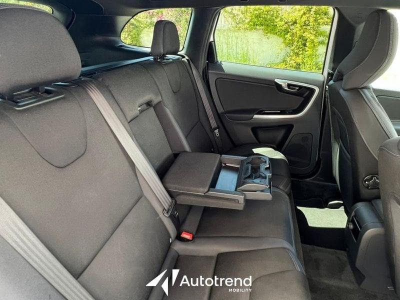 Volvo XC60 D4 181 CV Automatica NAVI Business