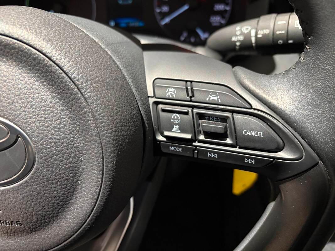 Toyota Yaris 1.5h Active