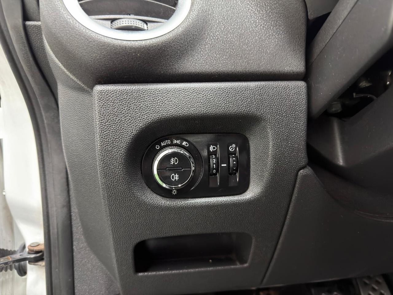 Opel Corsa 1.6 T 192CV 3 porte OPC