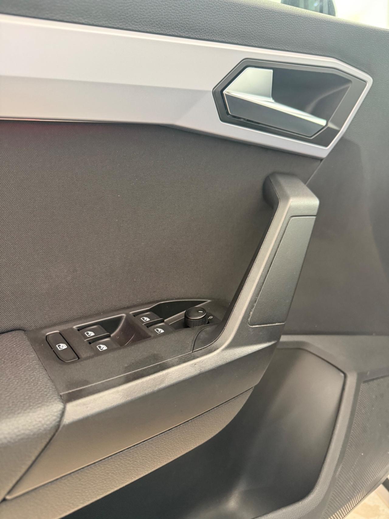 Seat Arona 1.0 tgi FR 90cv NAVI,APPLE CARPLAY,FULL LED,KM CERTIFICATI SEAT,SENSORI PARCHEGGIO