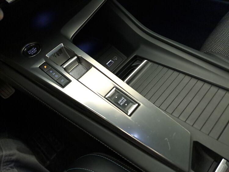 Peugeot 308 SW Allure EAT8 BR198740 1.5 Diesel 131CV