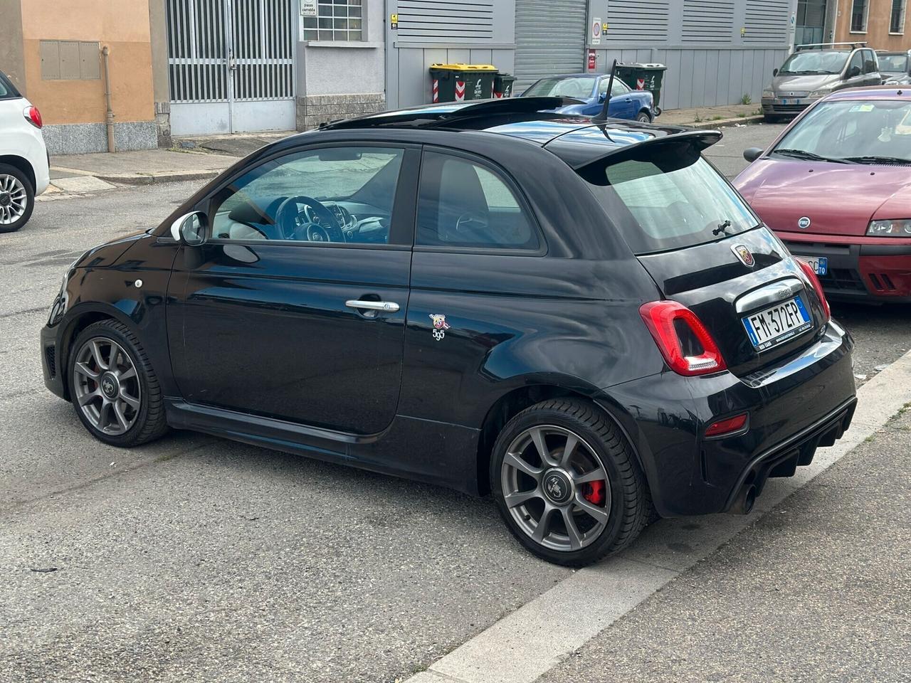 Fiat 595 Abarth 1.4 Turbo T-Jet 145 CV