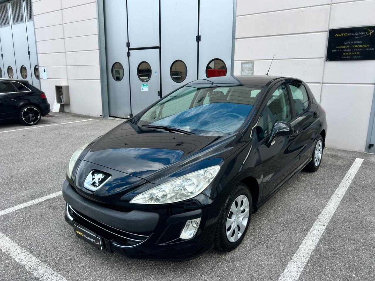 Peugeot 308 1.6 HDi 90CV FAP 5p. Premium