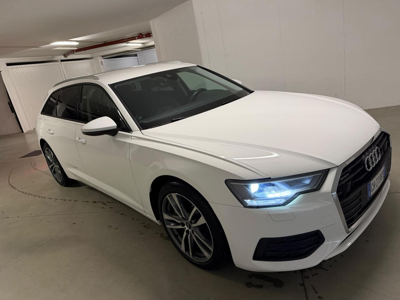 Audi A6 Avant 40 2.0 TDI S tronic Business