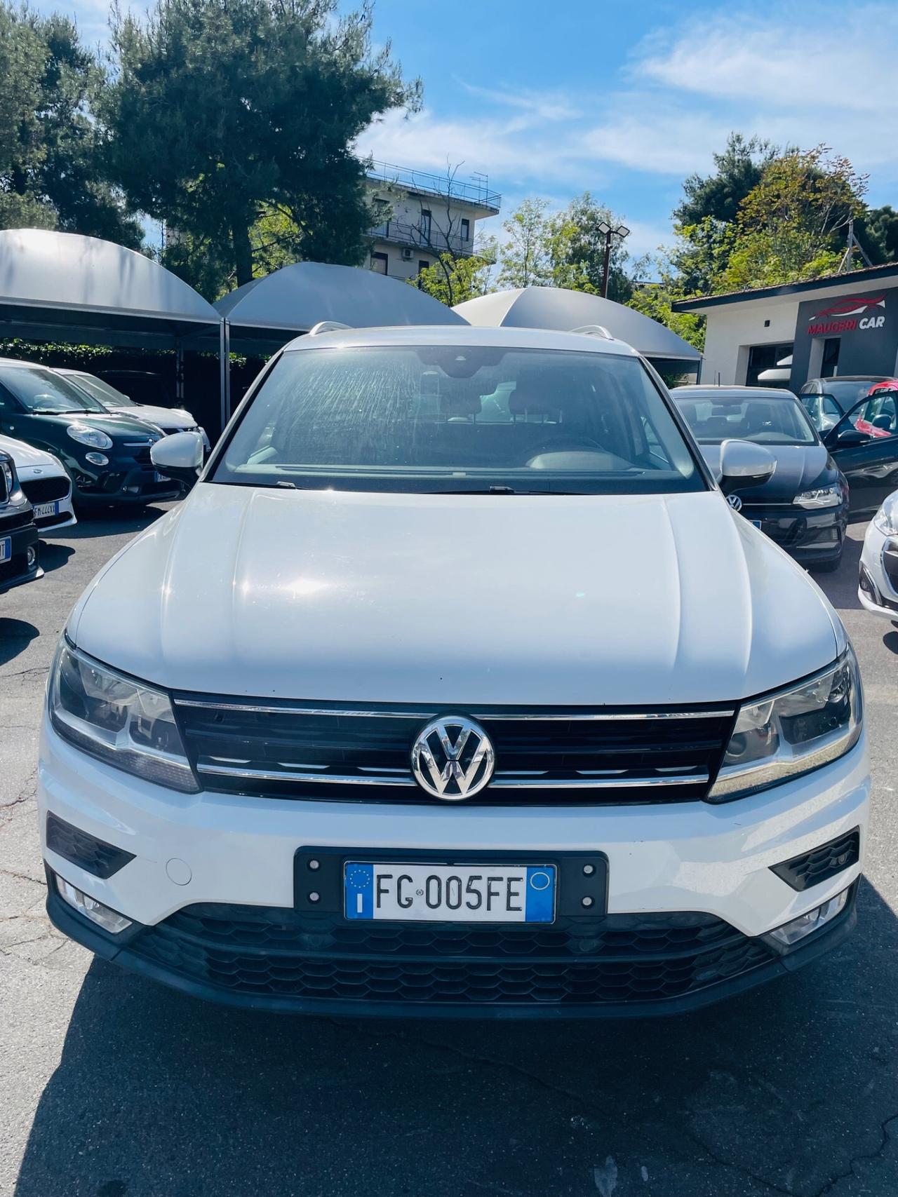 Volkswagen Tiguan 2.0 TDI SCR DSG 4MOTION Business BMT