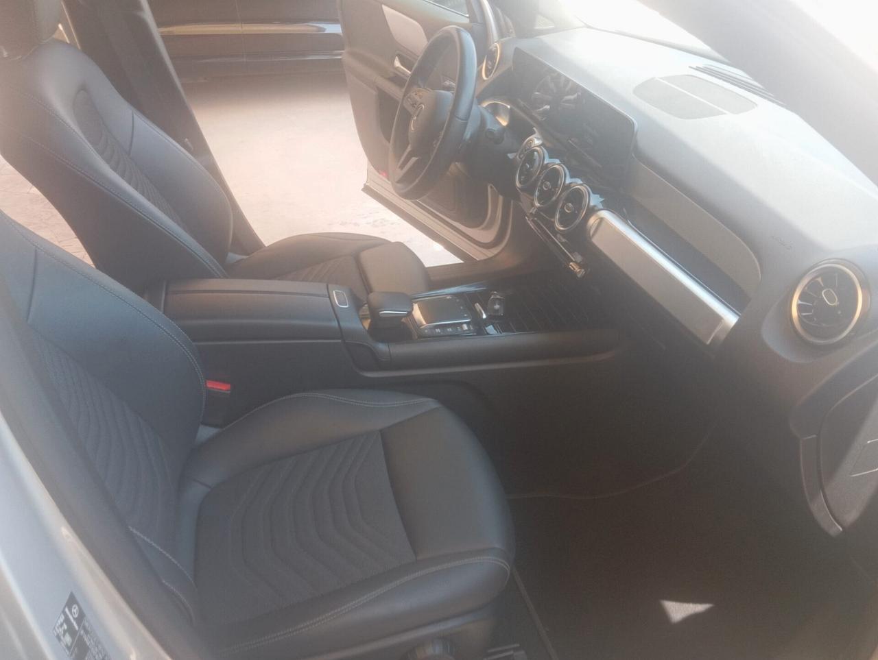 Mercedes-benz GLB 220 d Automatic 4Matic Sport (Garanzia 24-mesi?)