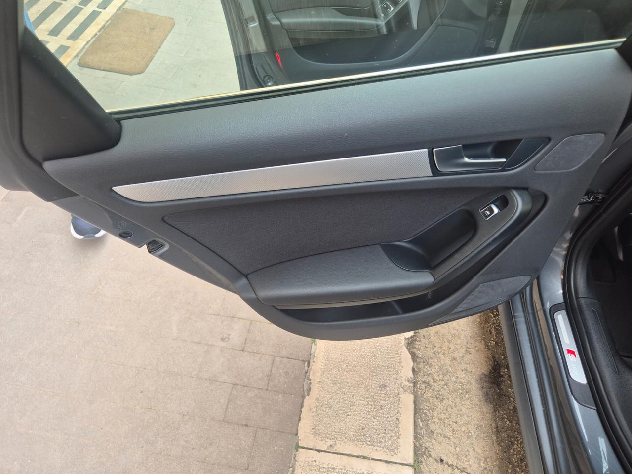 AUDI A4 2.0 TDI 150 CV S LINE ANNO 2015 KM CERTIF