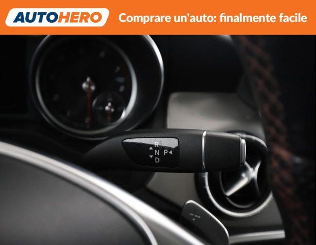 MERCEDES-BENZ CLA 180 Premium