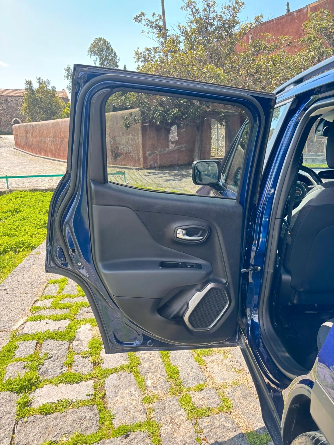 Jeep Renegade 1.6 M-Jet Brooklyn Edition FWD