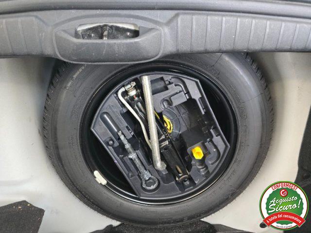 PEUGEOT 208 1.4 8V HDi 68CV 5p. Active