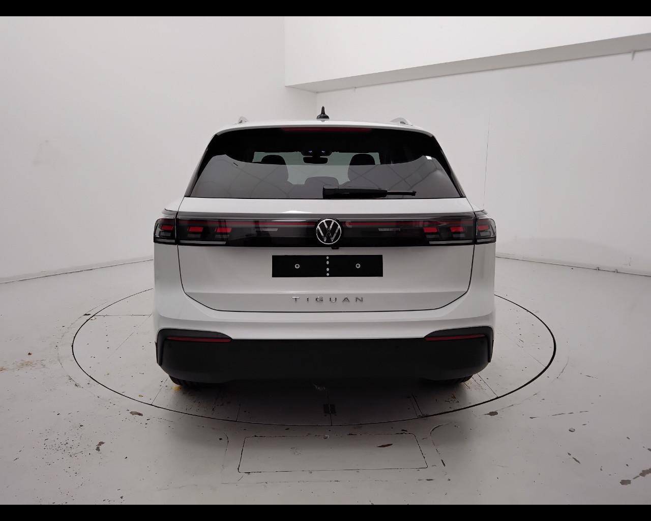 VOLKSWAGEN Tiguan III 2024 - Tiguan 2.0 tdi Life 150cv dsg