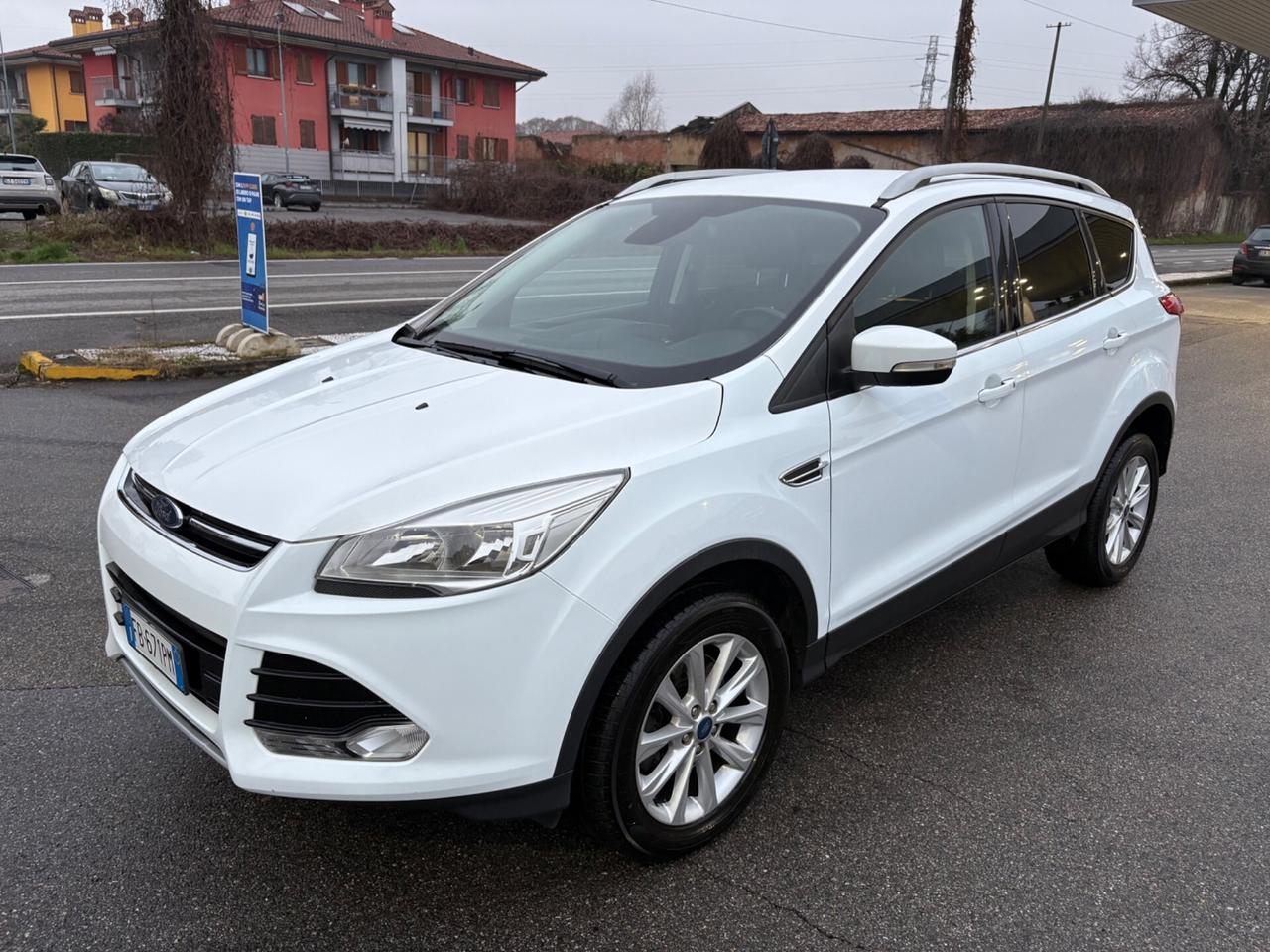 Ford Kuga 2.0 TDCI 150 CV S&S 4WD Powershift Titanium