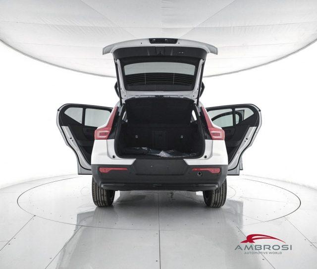 VOLVO XC40 B3 Mild hybrid Benzina Plus Dark