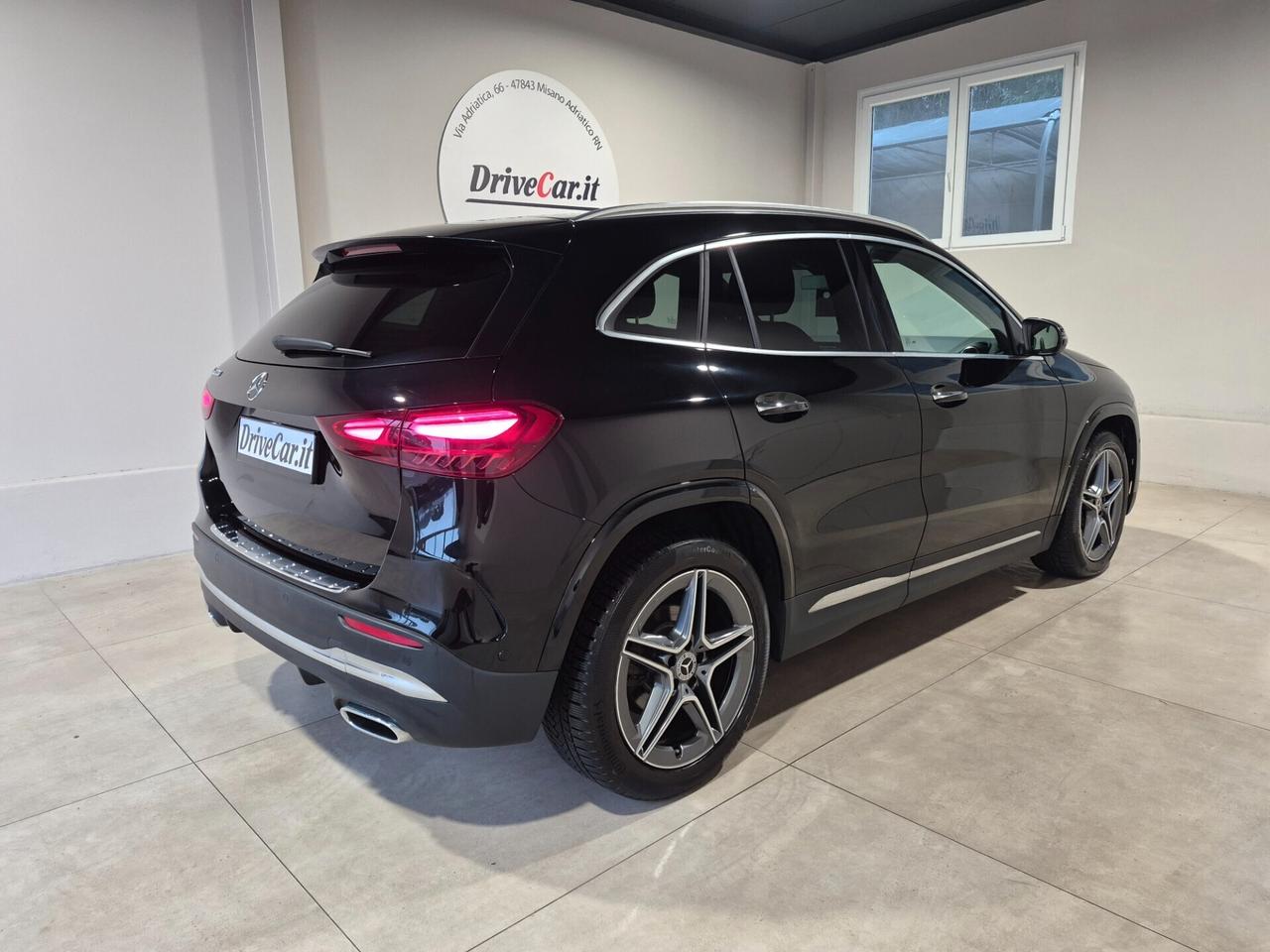 Mercedes-benz GLA 200 d AMG Line 8G-DCT LUCI AMBIENTE KEYLESS LED NAVI