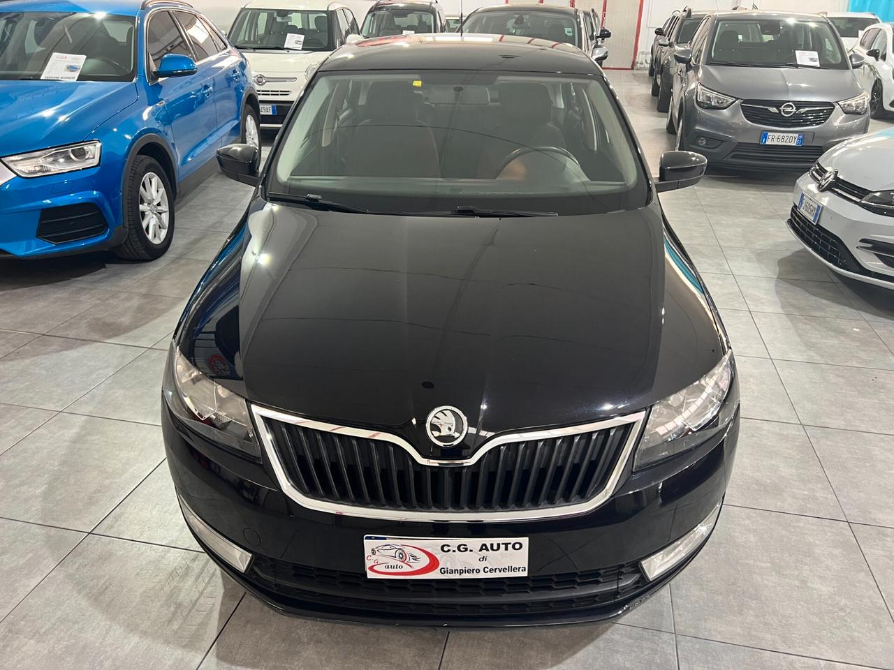 Skoda Rapid 1.6 Tdi Elegance 105 cv 2013