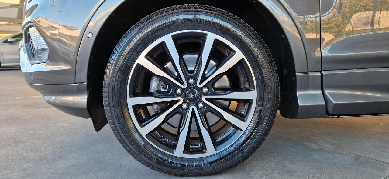 Ford Kuga 1.5 TDCi 120cv 2WD ST-Line