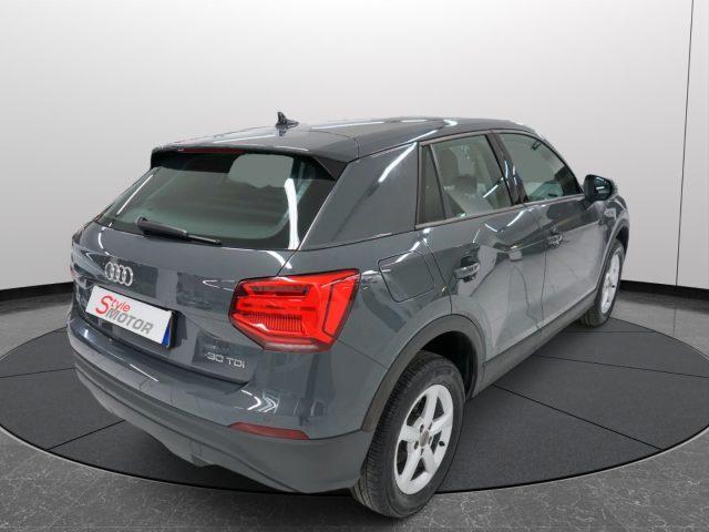 AUDI Q2 30 TDI S tronic Business