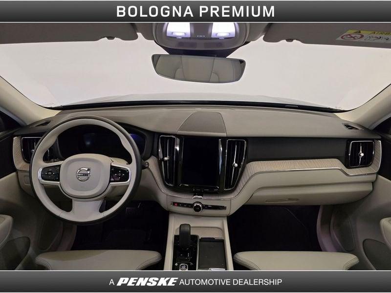 Volvo XC60 XC60 B4 (d) AWD automatico Plus Bright