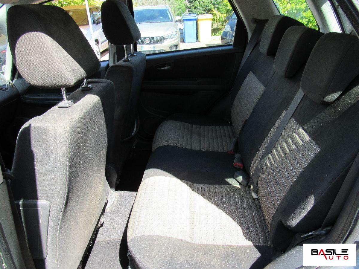 FIAT - Sedici - 1.9 MJT 4x2 Emotion