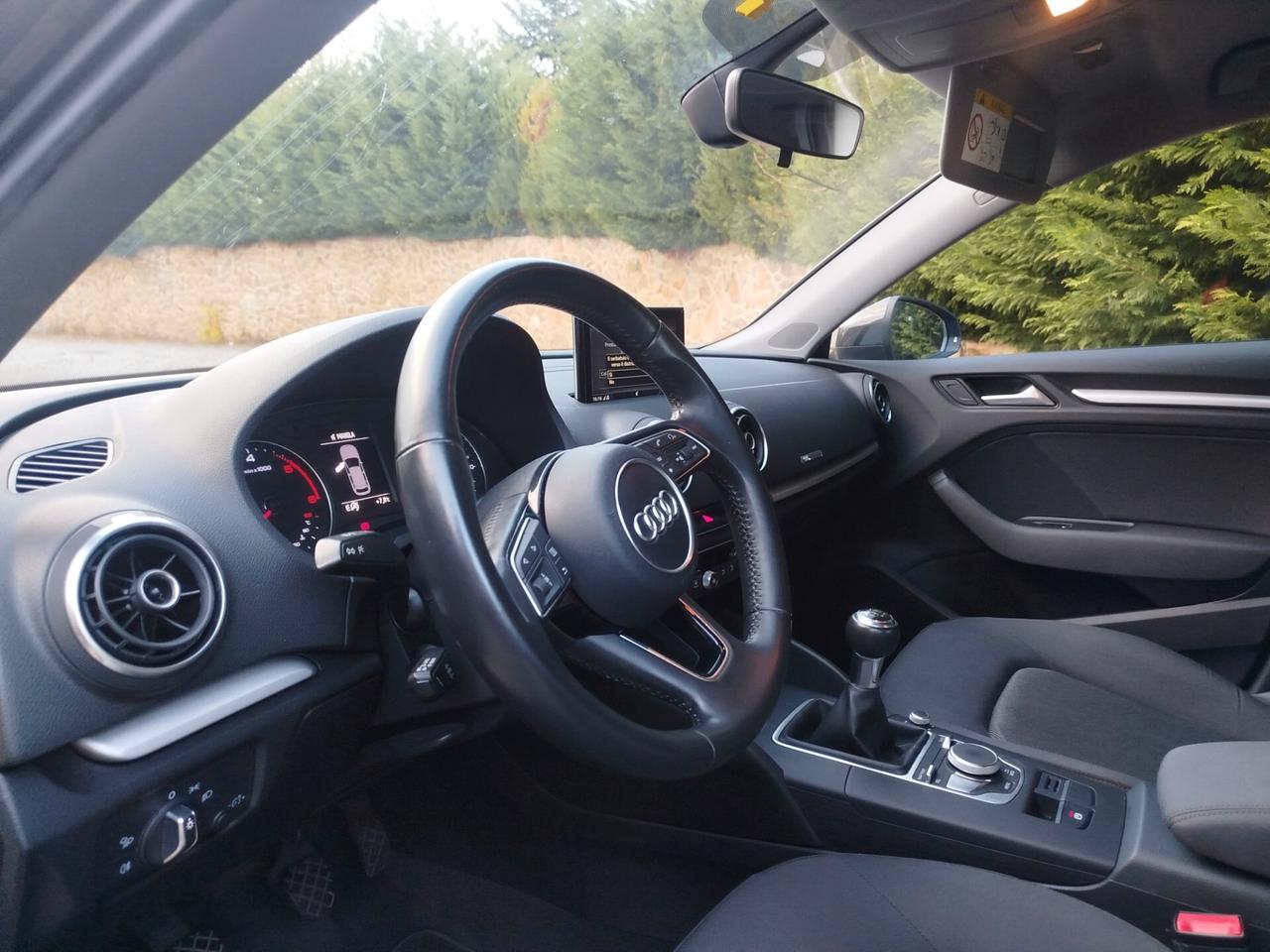 Audi A3 Sedan 1.6 TDI 116 CV Sport