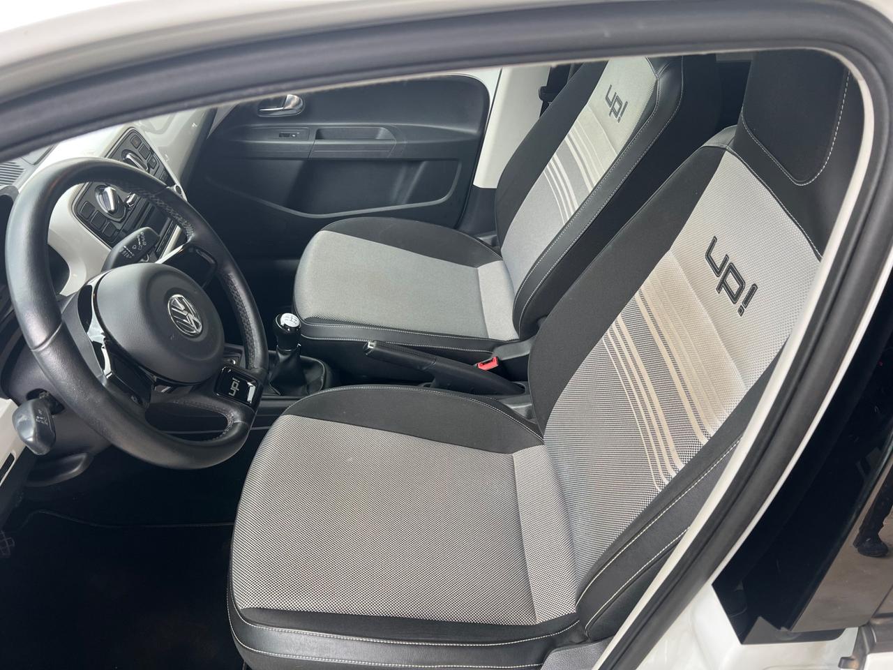 Volkswagen up! 1.0 75 CV 5p. high up!