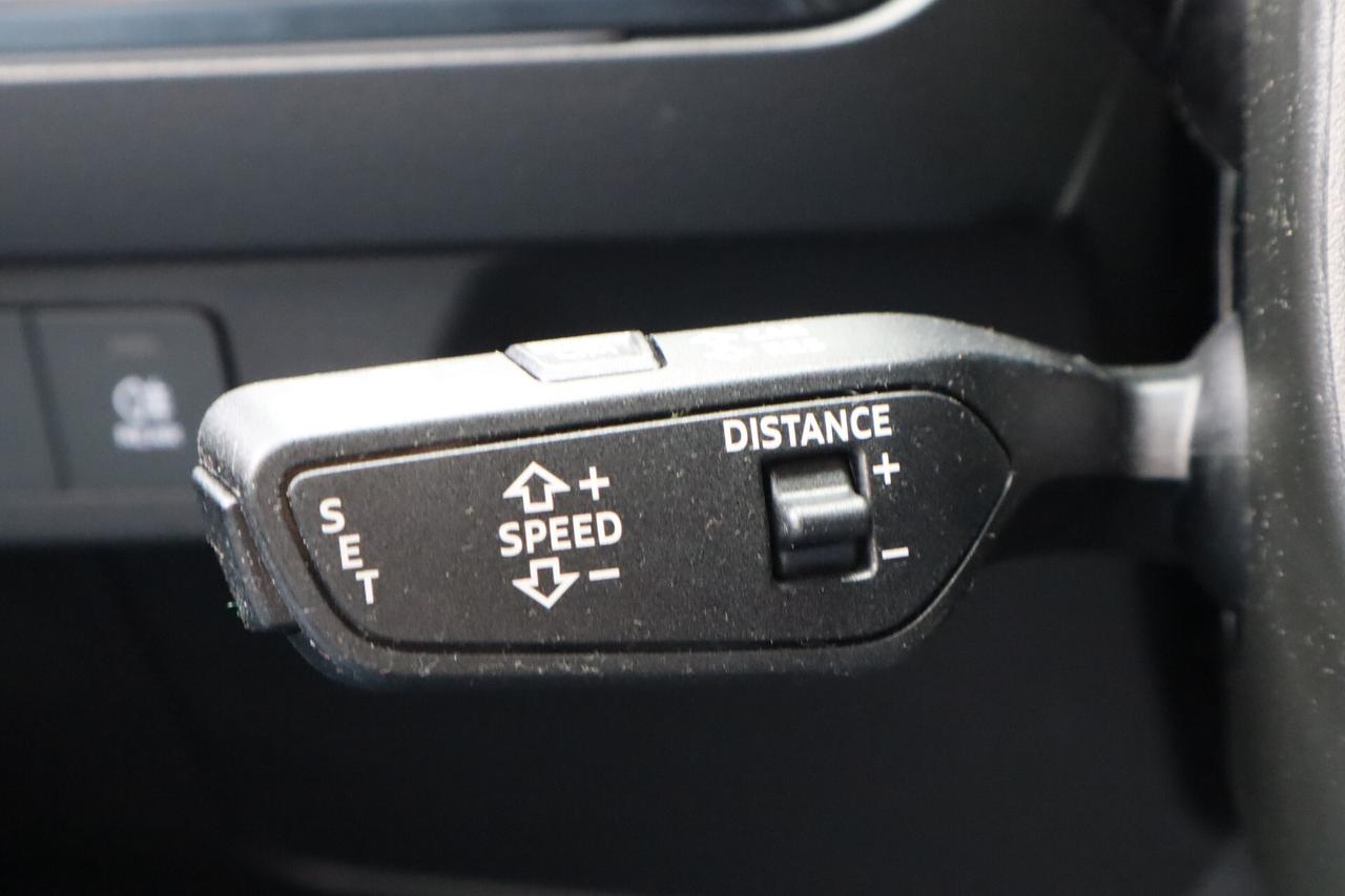 Audi Q4 Etron 50 QUATTRO 300CV S-LINE MATRIX POMPA DI CALORE SONOS