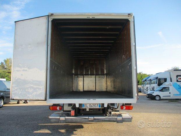 Iveco EUROCARGO 140/25 E5 FURGONE L 7.20M+PEDANA R