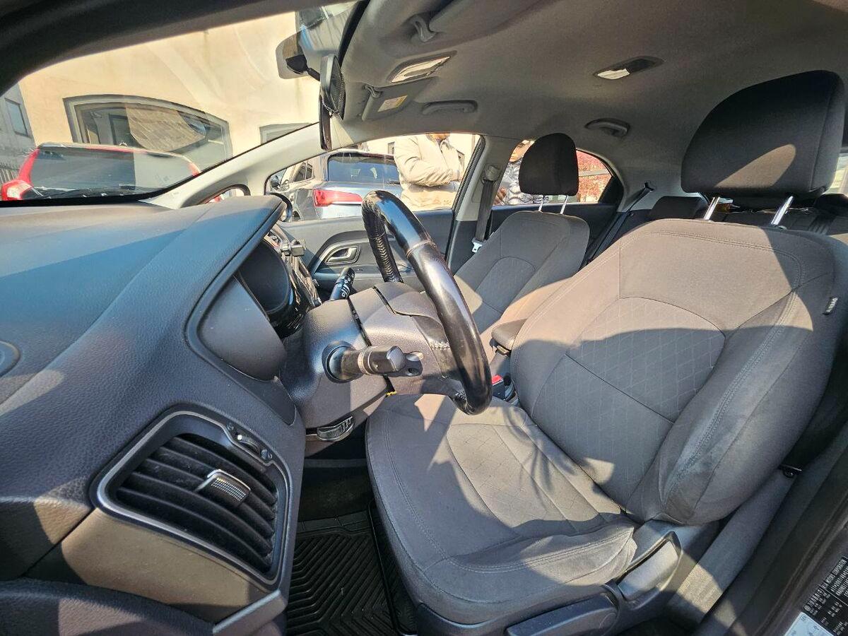 Kia Rio 1.2 cvvt Cool 5p E6