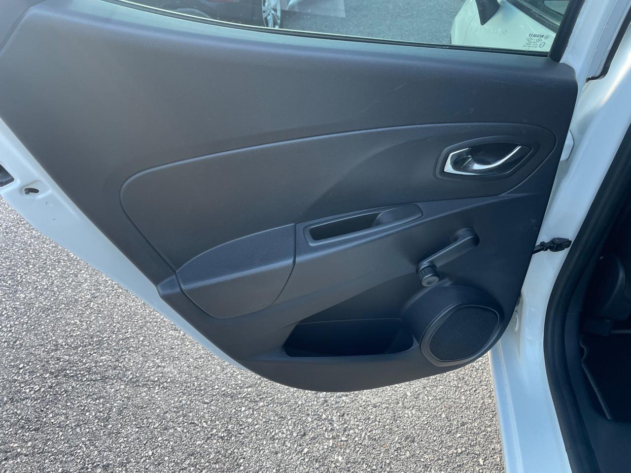 Renault Clio 1.2 16V 5 porte Dynamique