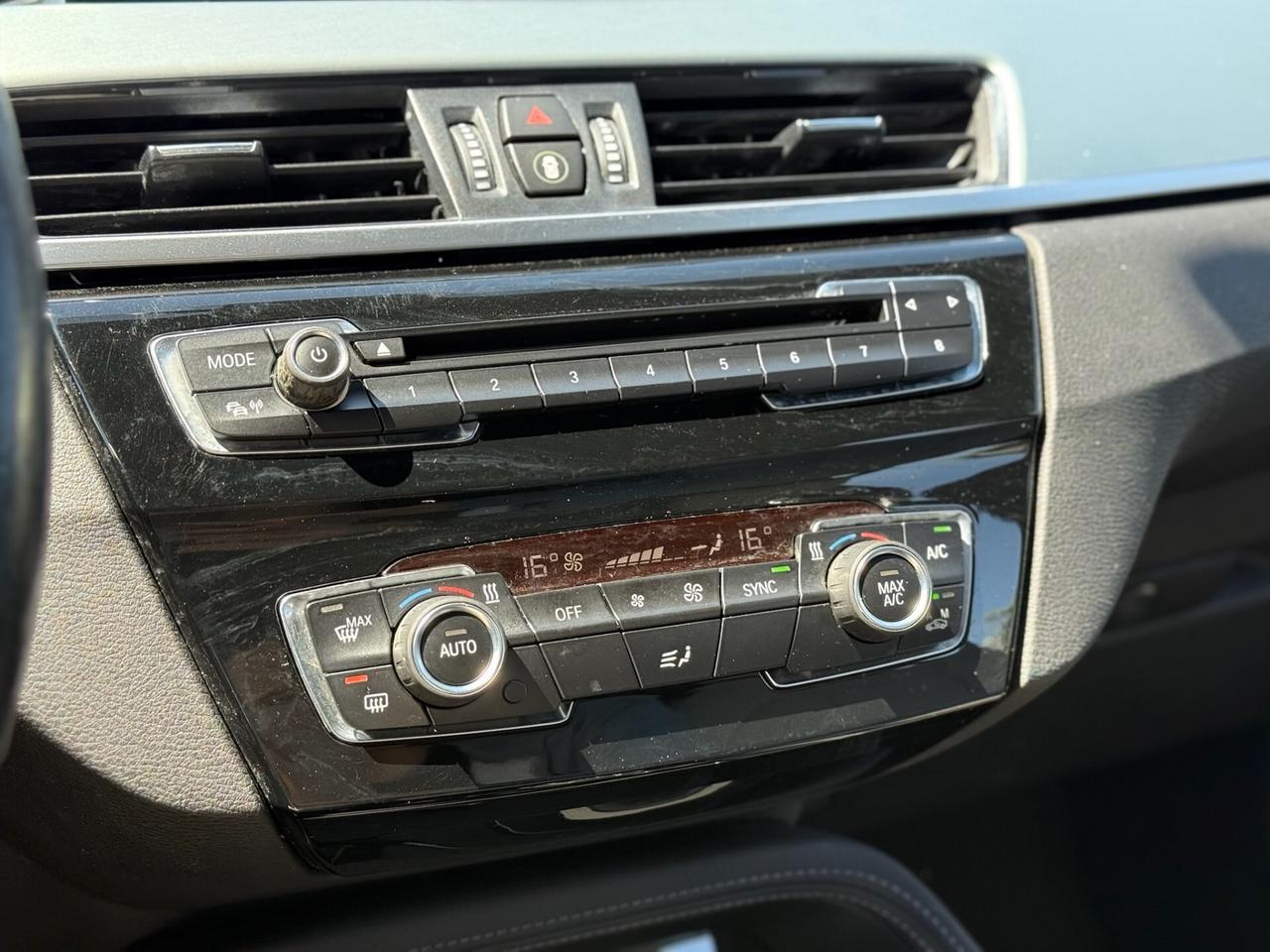 BMW X1 2016 xDrive20d xLine