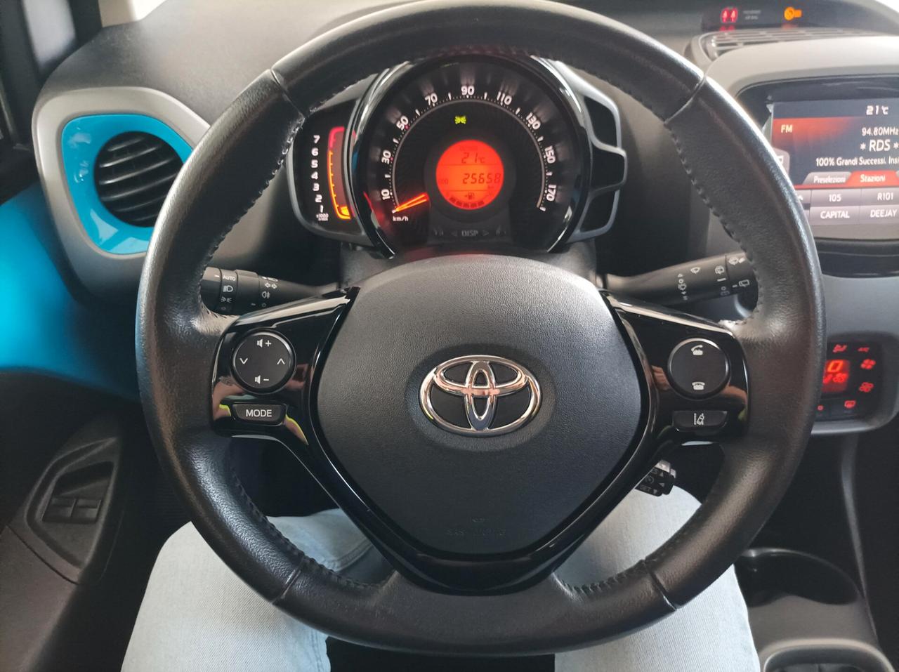 Toyota Aygo 1.0 VVT-i 72 CV 5 porte x-cool 07/2018