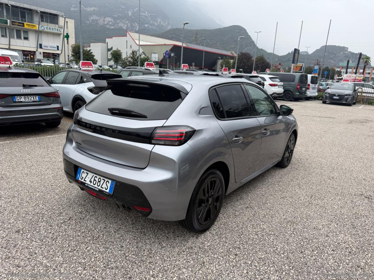 PEUGEOT 208 PureTech 100 S&S 5p. Allure