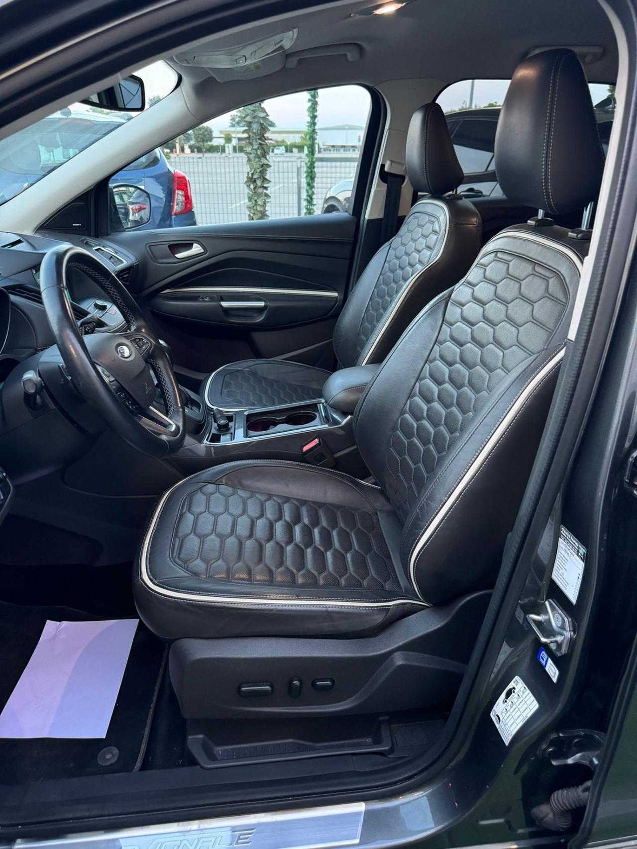 Ford Kuga 2.0 TDCI 150 CV S&S 4WD Powershift Vignale