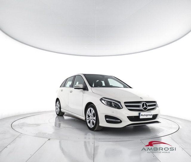 MERCEDES-BENZ CLA sse B 180 CDI Sport
