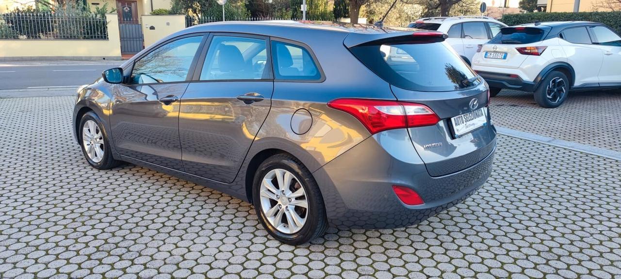 Hyundai i30 Wagon 1.6 CRDi Go!