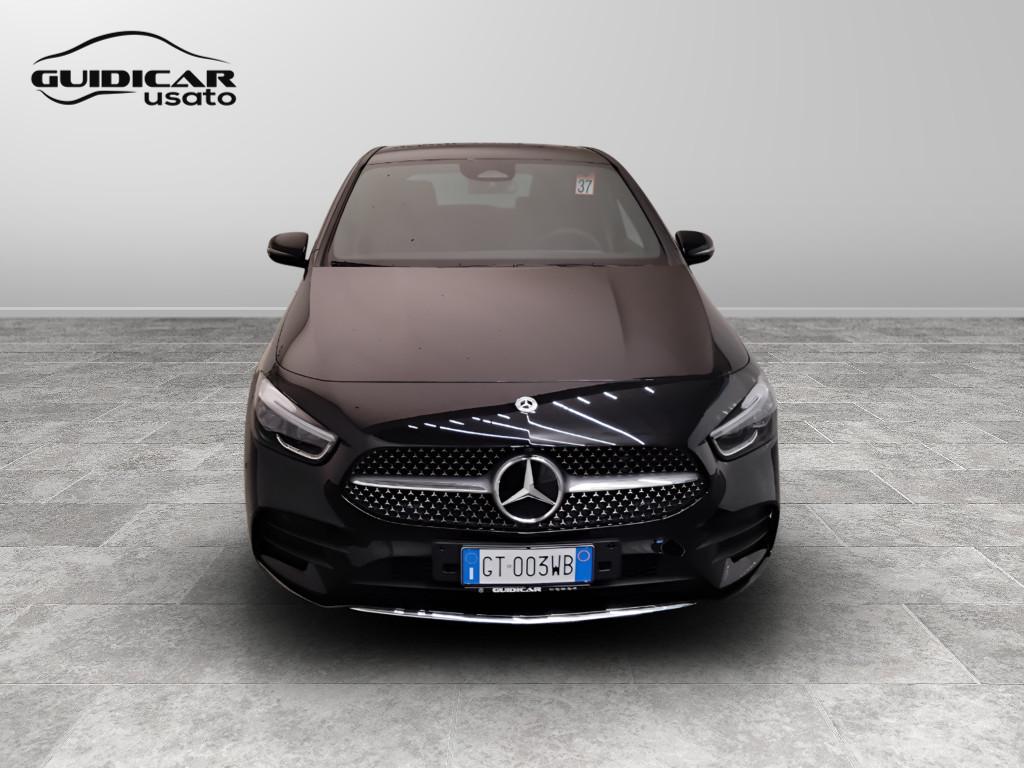 Mercedes-Benz Classe B - W247 2023 - B 180 d AMG Line Advanced Plus auto