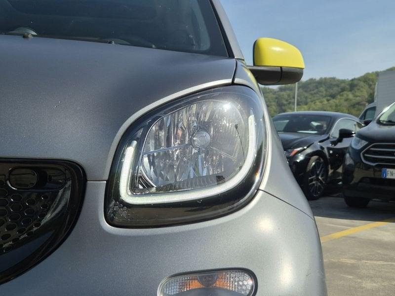 smart fortwo Smart III 2015 Benzina 0.9 t Berlin Black Brabus 90cv twinamic