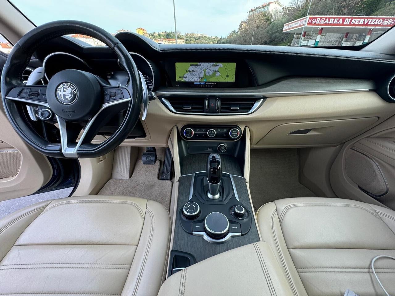 Alfa Romeo Stelvio 2.2 Turbodiesel 210 CV AT8 Q4 Executive