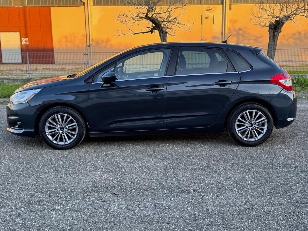 Citroen C4 Berlina 1.6 Neopatentati