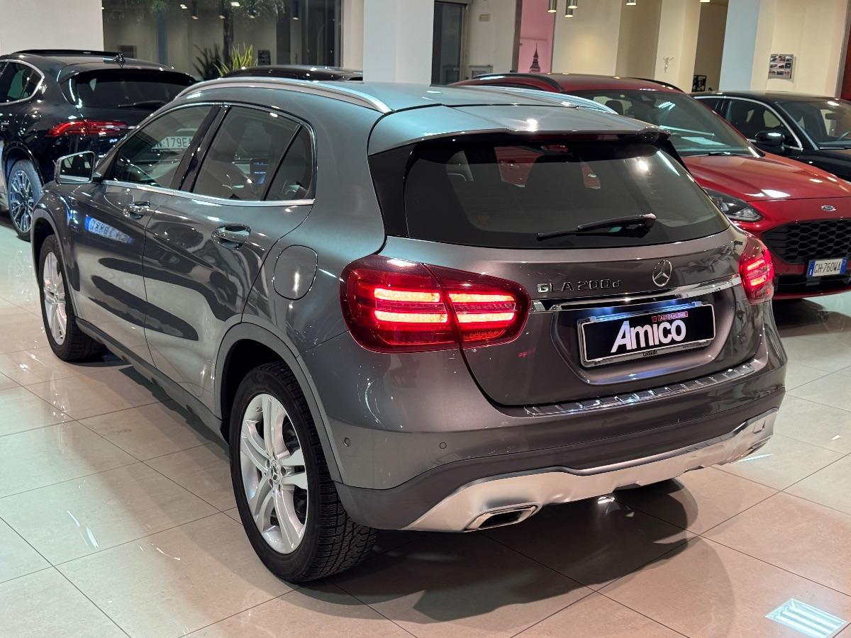MERCEDES Classe GLA 200 d Automatic Sport Solo 88.000km
