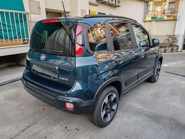 Fiat Panda Cross 1.0 Hybrid 70cv 36 rate Rate da 177,95 Euro