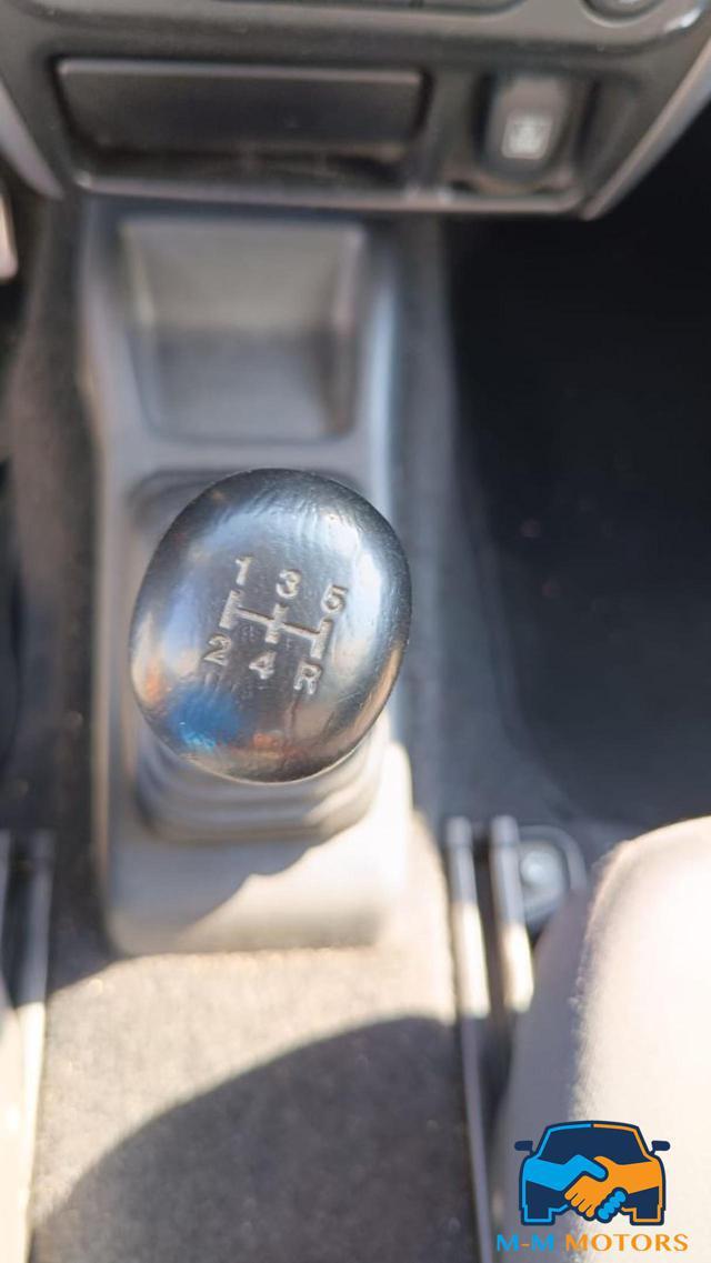 SUZUKI Jimny 1.3i 16V cat 4WD JLX