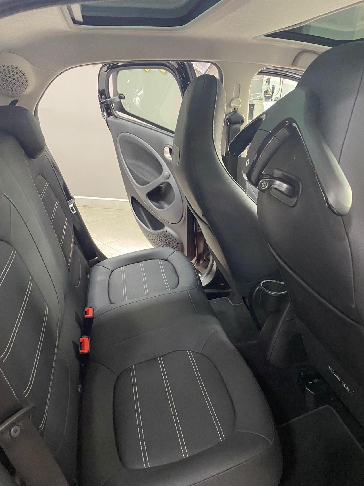 Smart ForFour 70 1.0 Prime