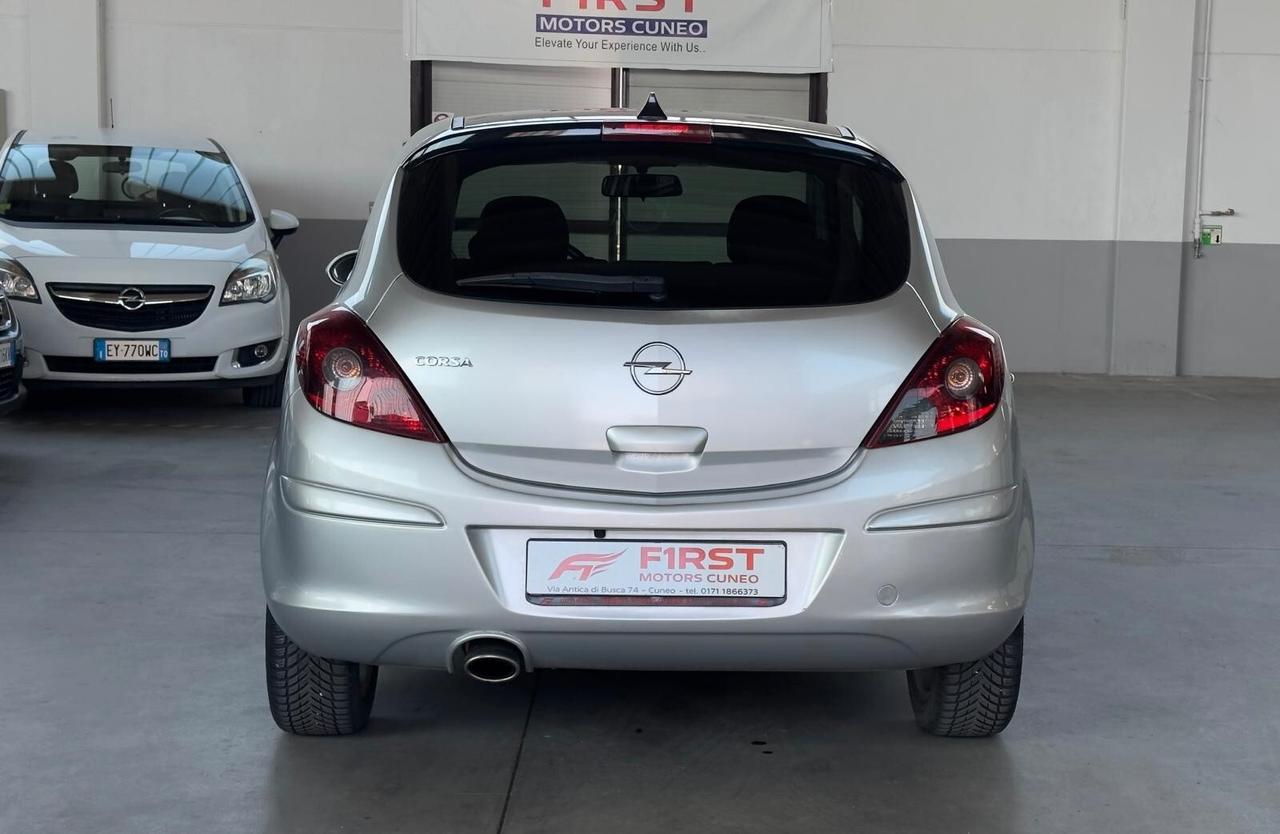 Opel Corsa 1.2 3 porte Sport