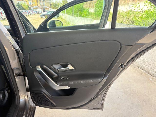 MERCEDES-BENZ A 180 d Automatic SEDAN POCHI CHILOMETRI UNICO PROPRI