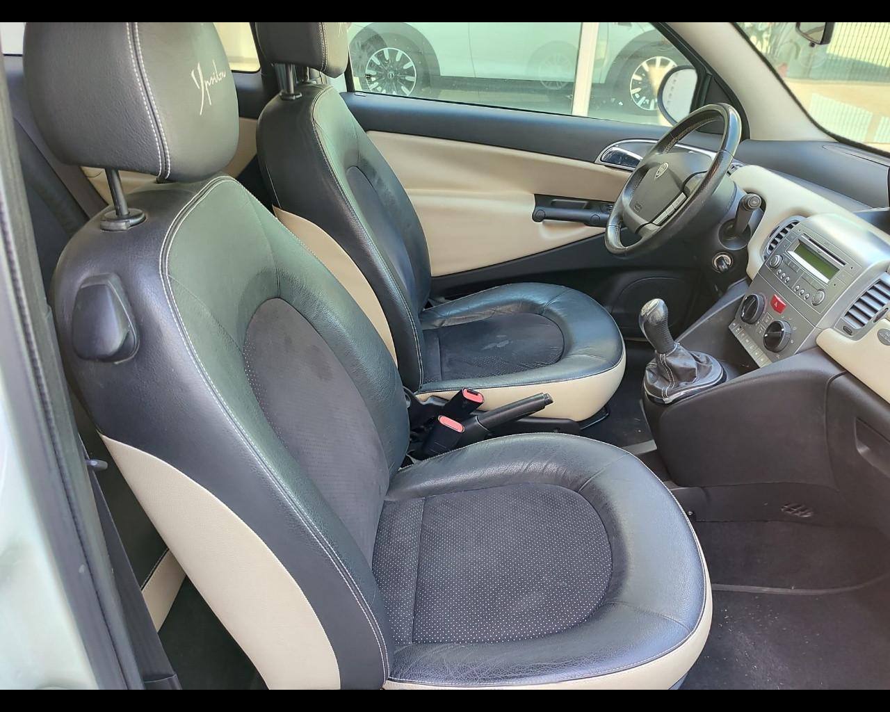 LANCIA Ypsilon 2ª serie - Ypsilon 1.3 MJT 75 CV Platino