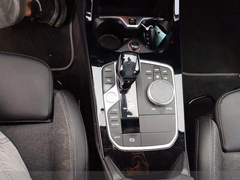 BMW Serie 1 F40 Benzina 118i Sport 140cv auto