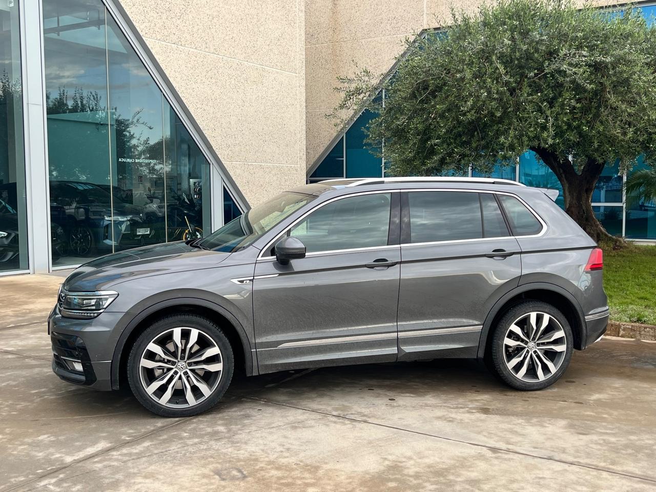 Volkswagen Tiguan 2.0 BiTDI SCR DSG 4MOTION Advanced R-Line BMT