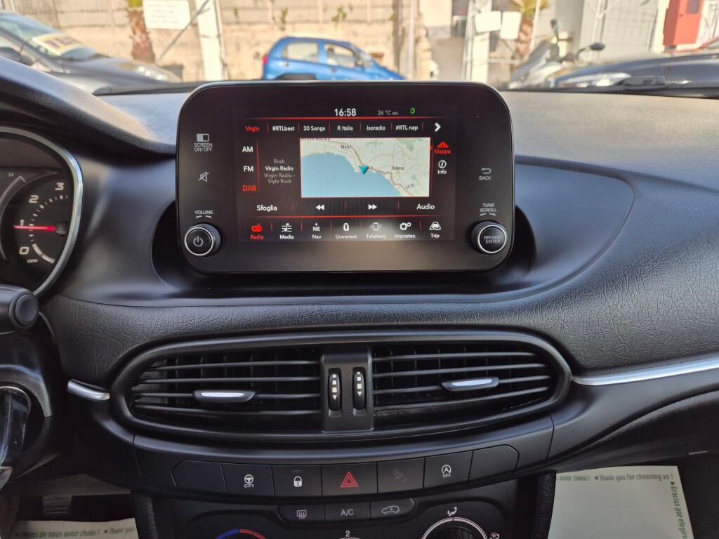 Fiat Tipo 1.6 Mjt 120CV 5 porte Mirror Navi Led