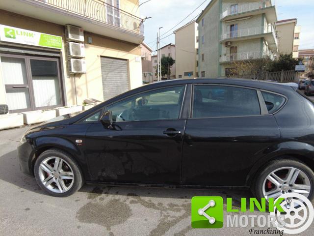 SEAT Leon 2.0 TDI DPF DSG Style (MY09)